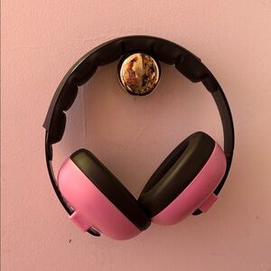 Stylish Pink and Black Kids over the ear noise cancelling plugs